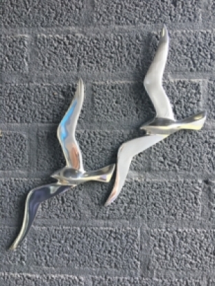 Pair of silhouette seagulls - like bird silhouette, aluminum.